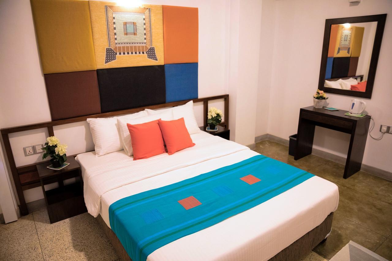 ซี1 โคลอมโบ ฟอร์ต Hotel ภายนอก รูปภาพ